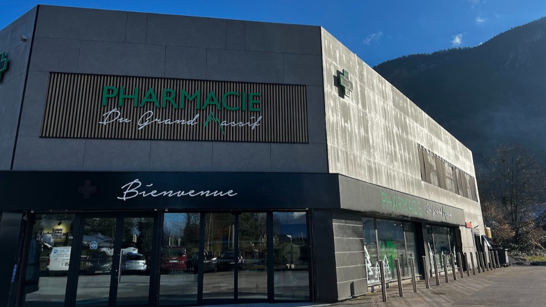 Magasin Pharmacie du Grand Massif - Cluses (74300) Visuel 1