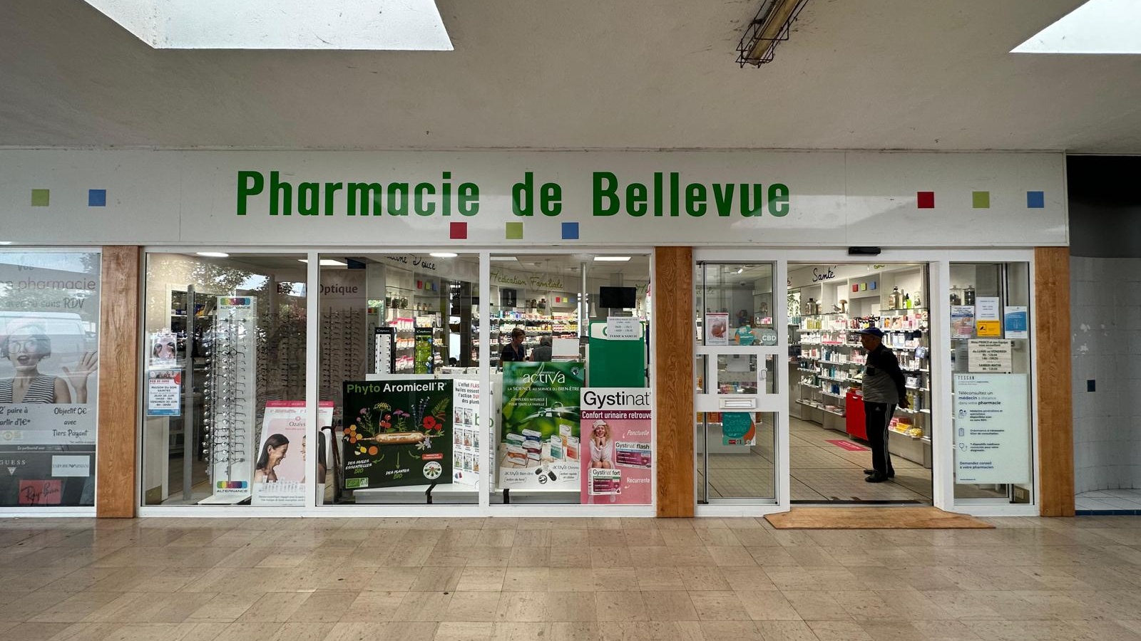 Magasin Pharmacie de Bellevue - Saintes (17100) Visuel 1