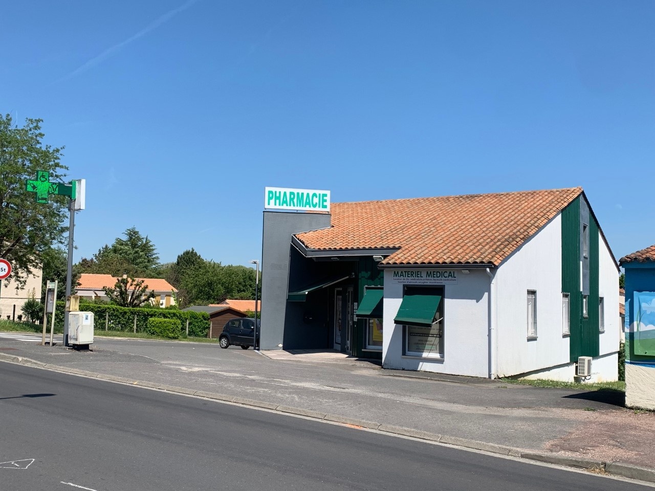 Magasin Pharmacie Révolte - Saint-Yrieix-sur-Charente (16710) Visuel 3