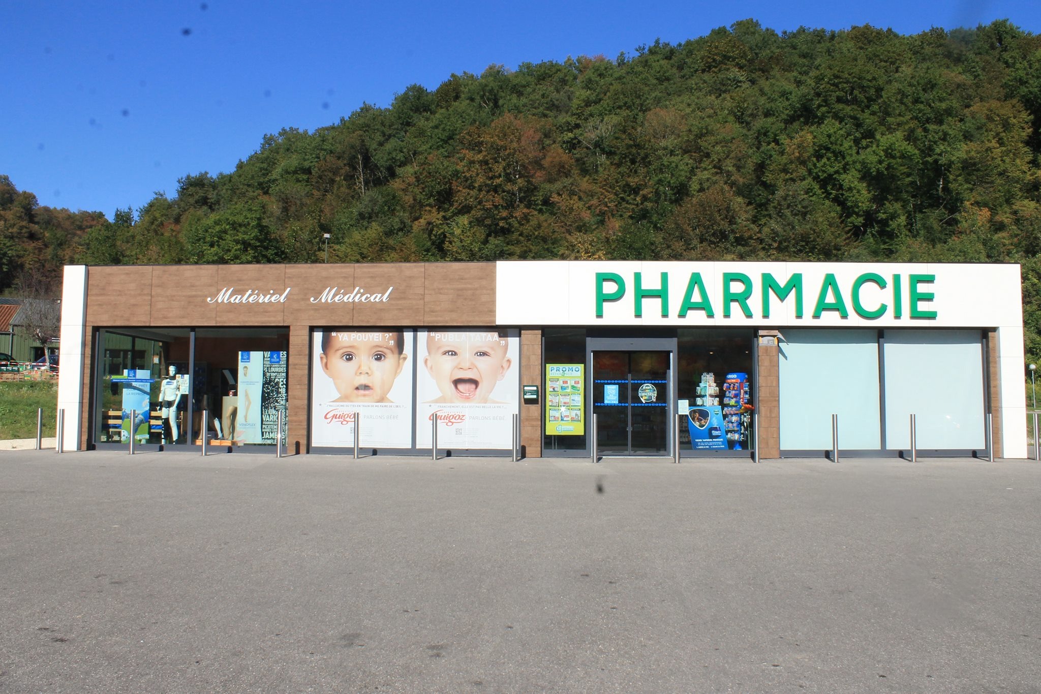 Magasin Pharmacie du Val d'Ainan - Saint-Geoire-en-Valdaine (38620) Visuel 1