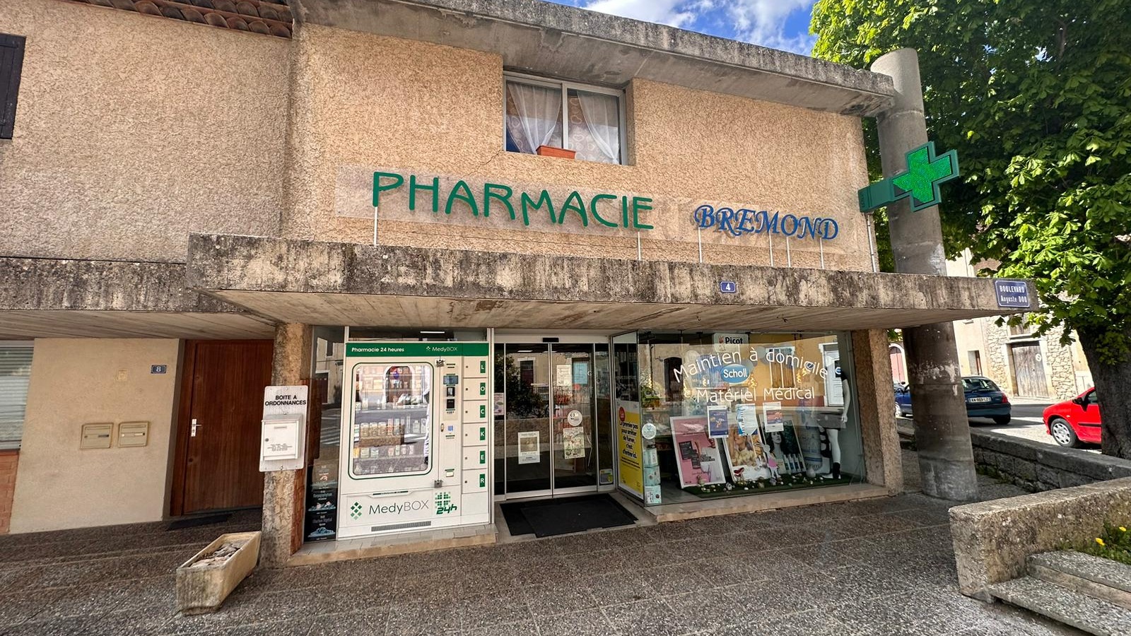 Magasin Pharmacie Bremond - Banon (04150) Visuel 1