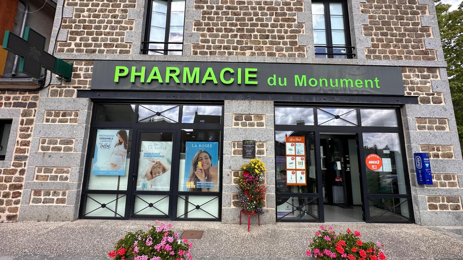 Magasin Pharmacie du Monument - Ceaucé (61330) Visuel 1