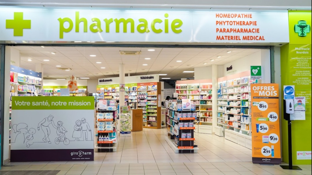 Magasin Pharmacie Bourdois - Airvault (79600) Visuel 1