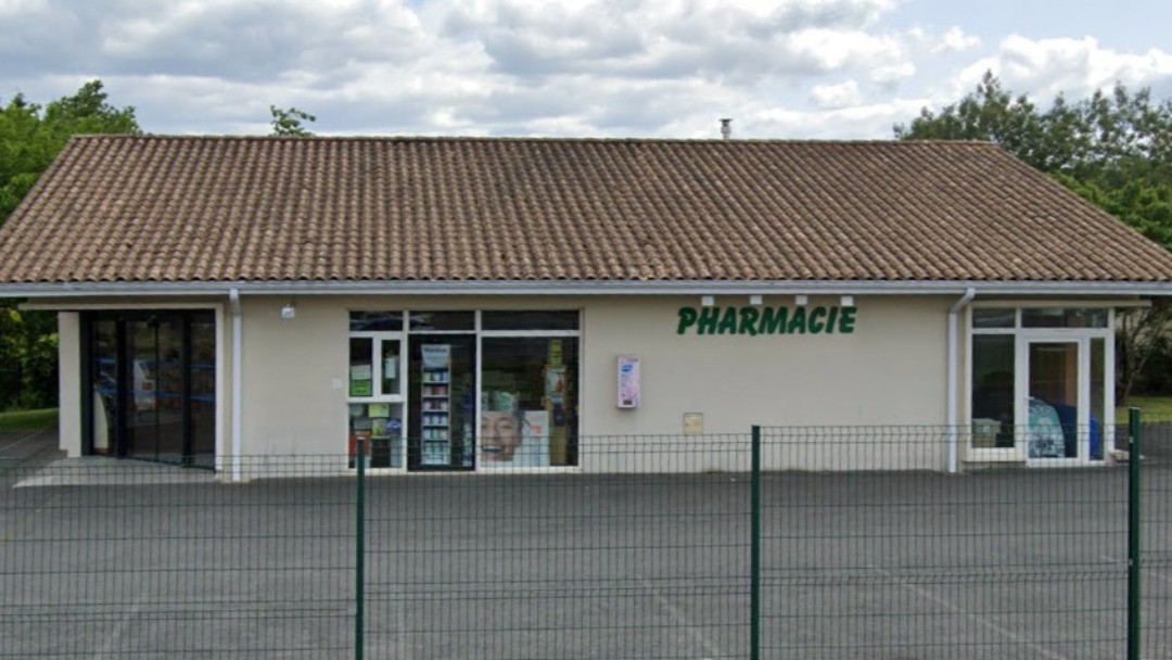 Magasin Pharmacie Saint Yzan - Saint-Yzan-de-Soudiac (33920) Visuel 2