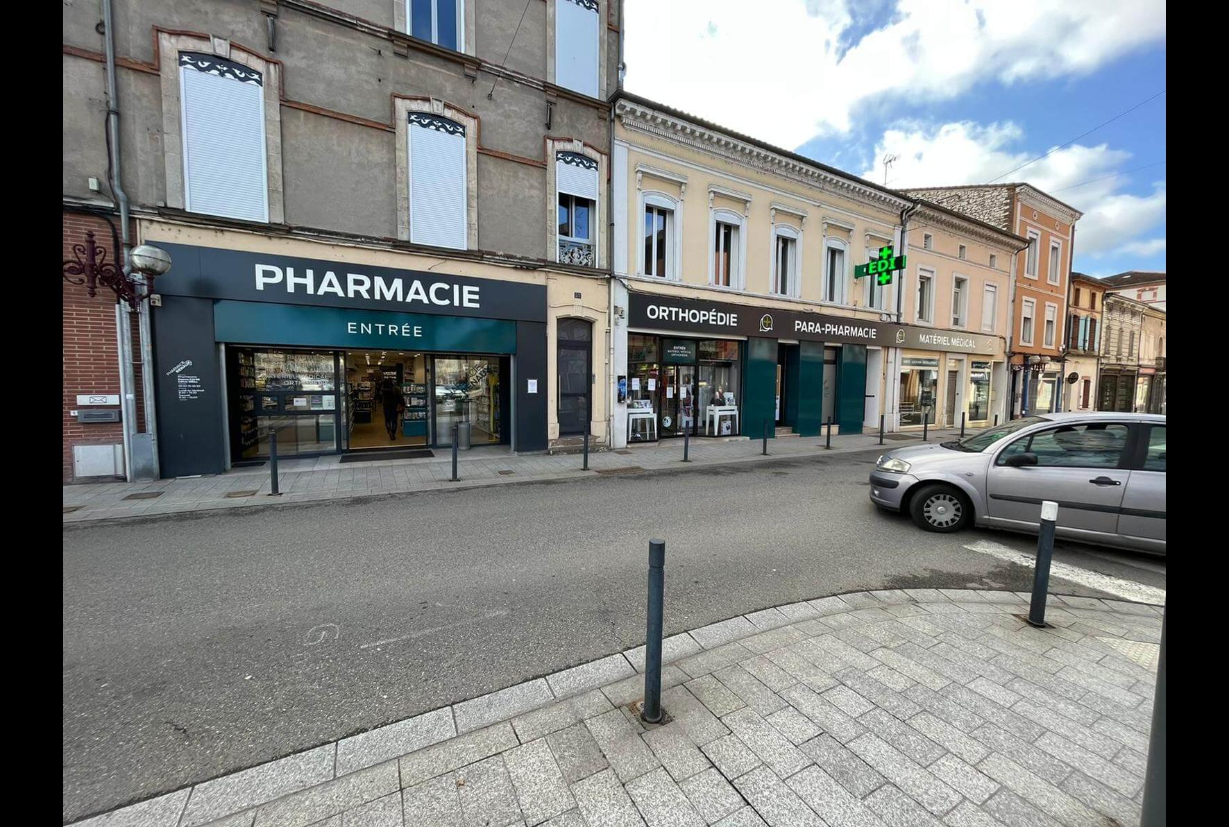 Magasin Pharmacie Renaux Selarl Pharmacie Cayre Weill - Carmaux (81400) Visuel 1