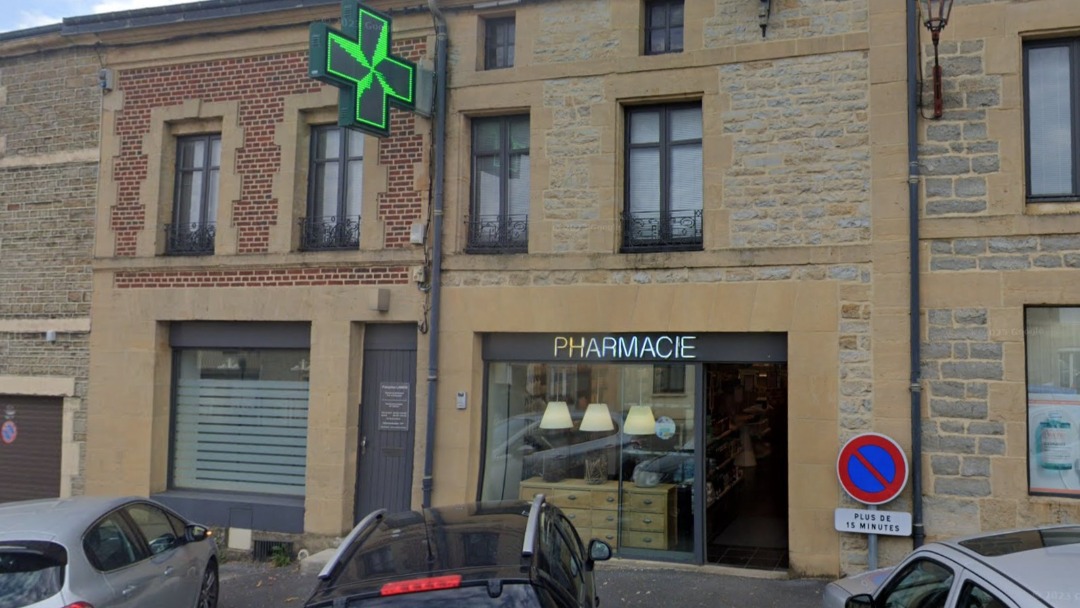 Magasin Pharmacie Françoise Lamkin - Renwez (08150) Visuel 1