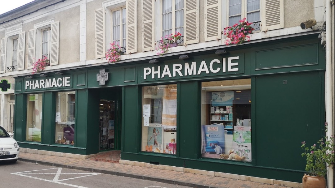 Magasin Pharmacie de la Roche - Saint-Sauveur-en-Puisaye (89520) Visuel 2