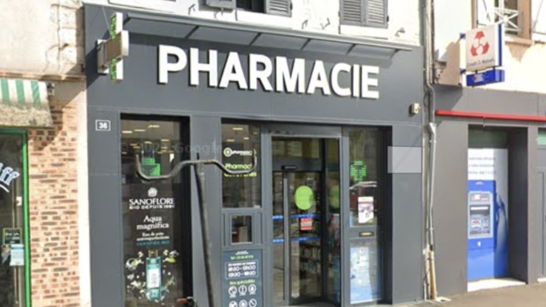 Magasin PHARMACIE DES 2 PORTES - Villeneuve-sur-Yonne (89500) Visuel 1