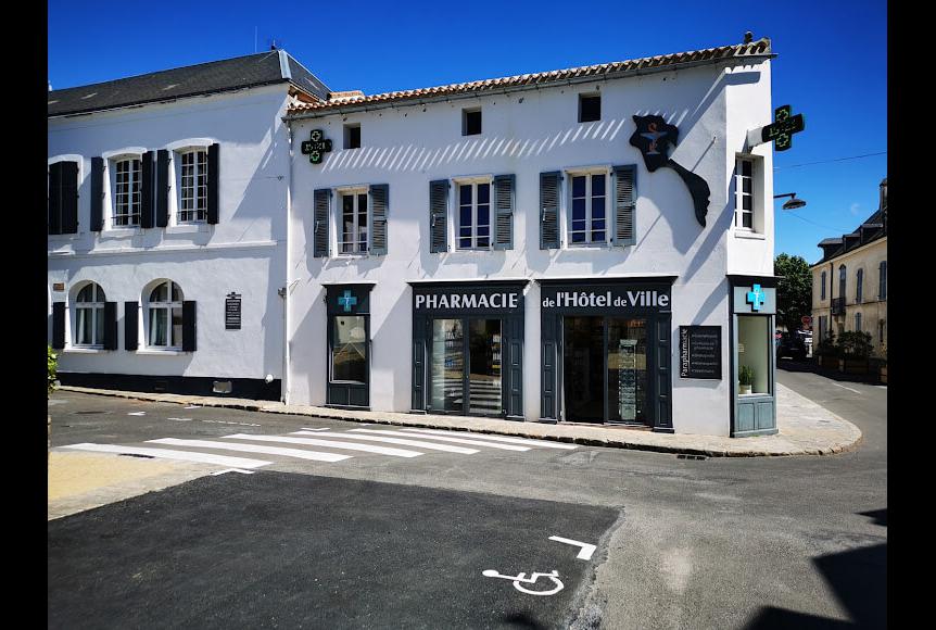 Magasin Pharmacie de l'Hôtel de Ville - Noirmoutier-en-l'Île (85330) Visuel 1