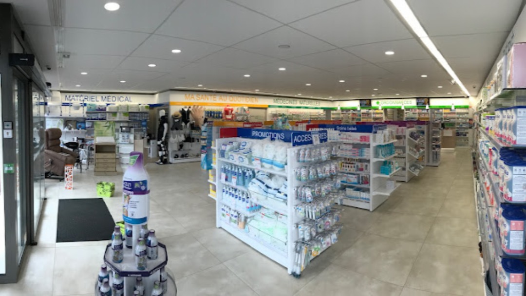 Magasin Pharmacie des Andaines - La Ferté-Macé (61600) Visuel 2