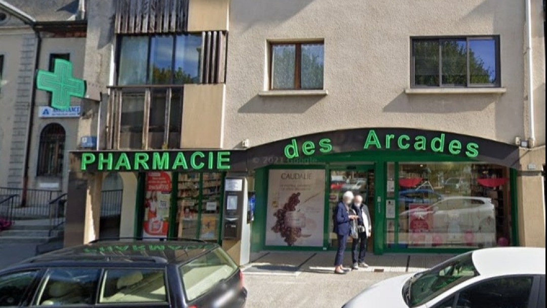 Magasin Pharmacie des Arcades - Reignier-Esery (74930) Visuel 1