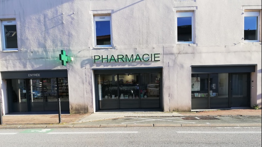 Magasin Pharmacie Clemot - Pouzauges (85700) Visuel 1