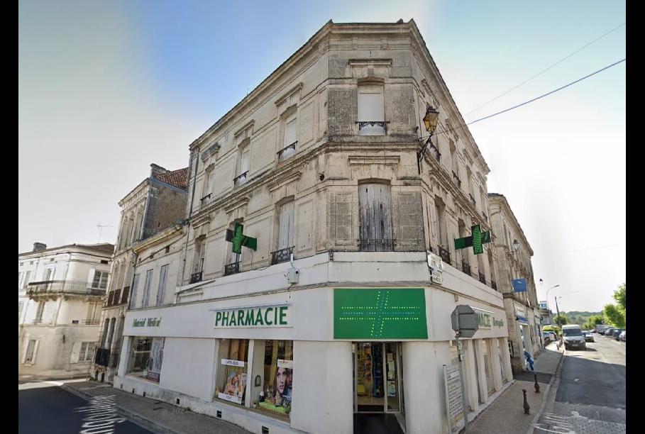 Magasin Pharmacie Olaïzola - Chalais (16210) Visuel 1