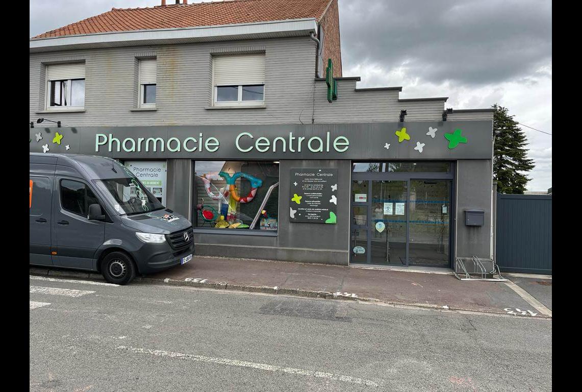 Magasin Pharmacie Niklikowski - Courcelles-lès-Lens (62970) Visuel 1