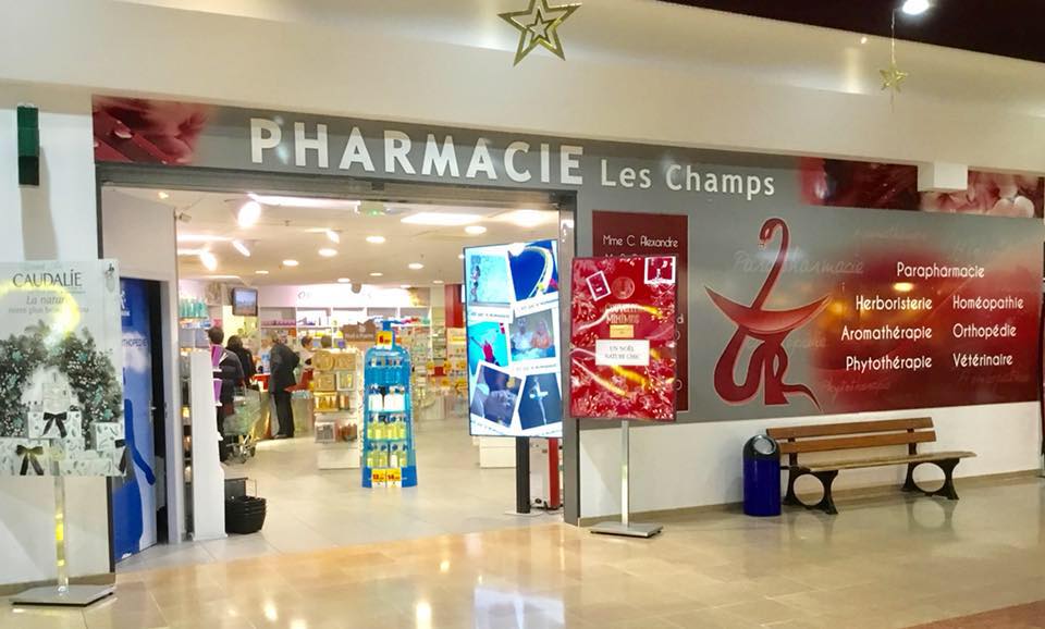 Magasin Pharmacie Les Champs - Saint-Étienne-de-Fontbellon (07200) Visuel 1